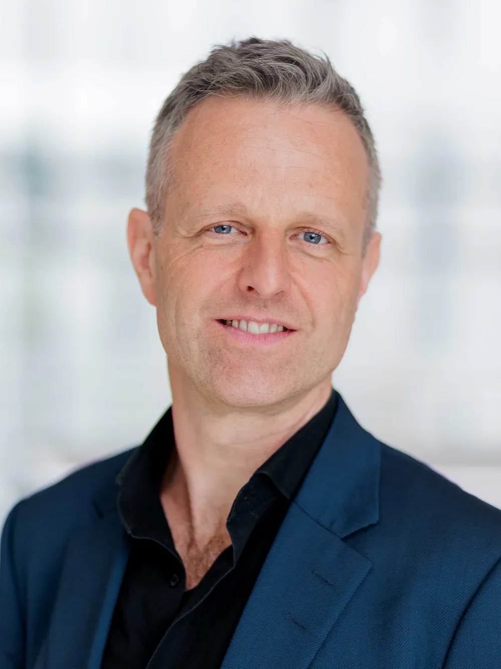 Prof. Dr. Stefan Thomas