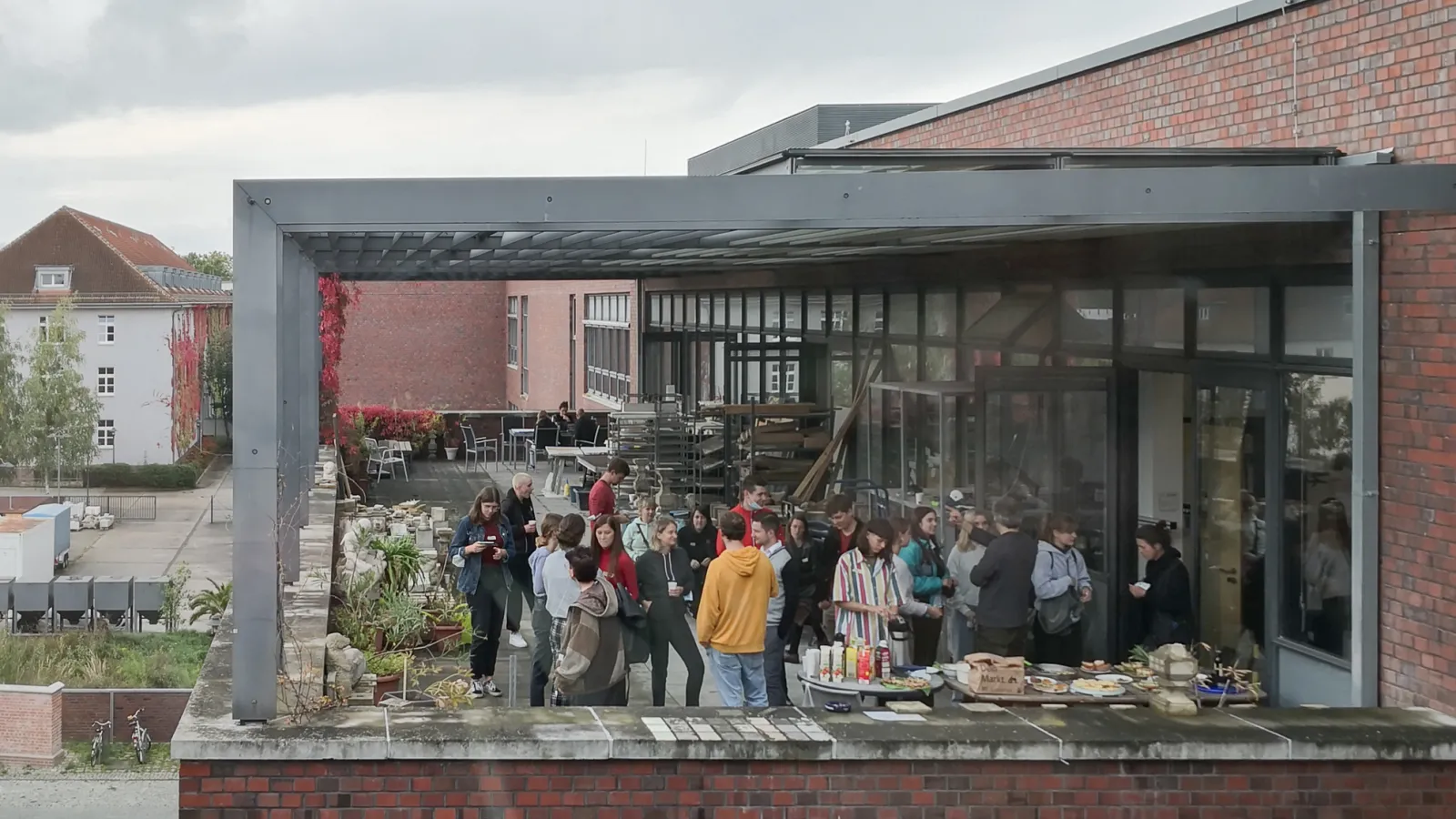 Treffen auf der KuR-Werkstatt-Terrasse 