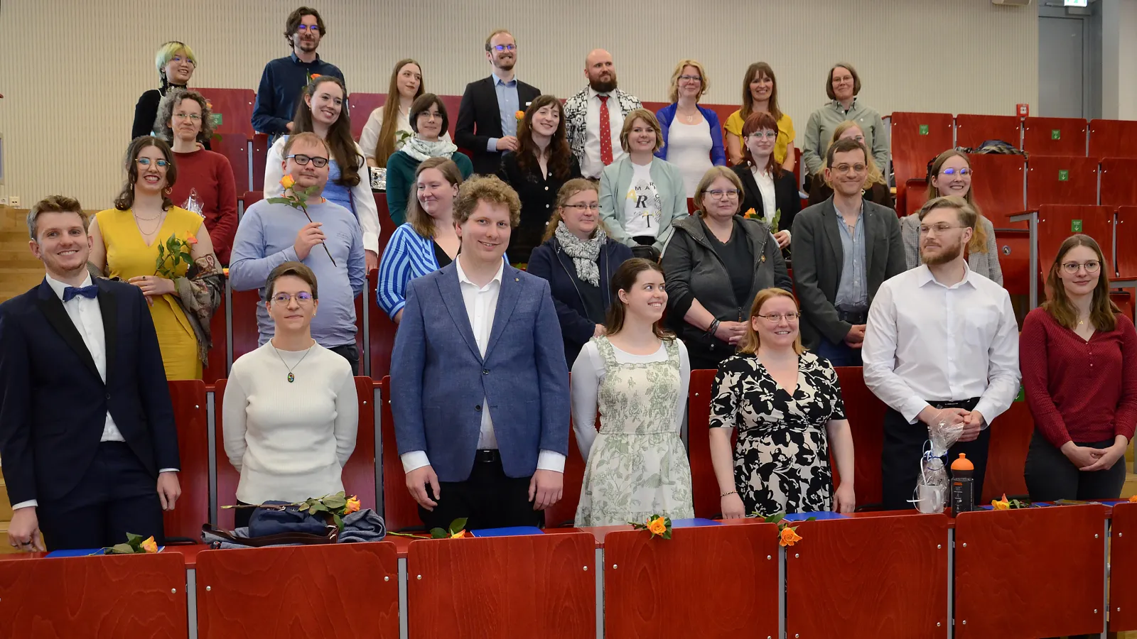Gruppenfoto der Absolventinnen des Fachbereiches Informationswissenschaften an der FH Potsdam