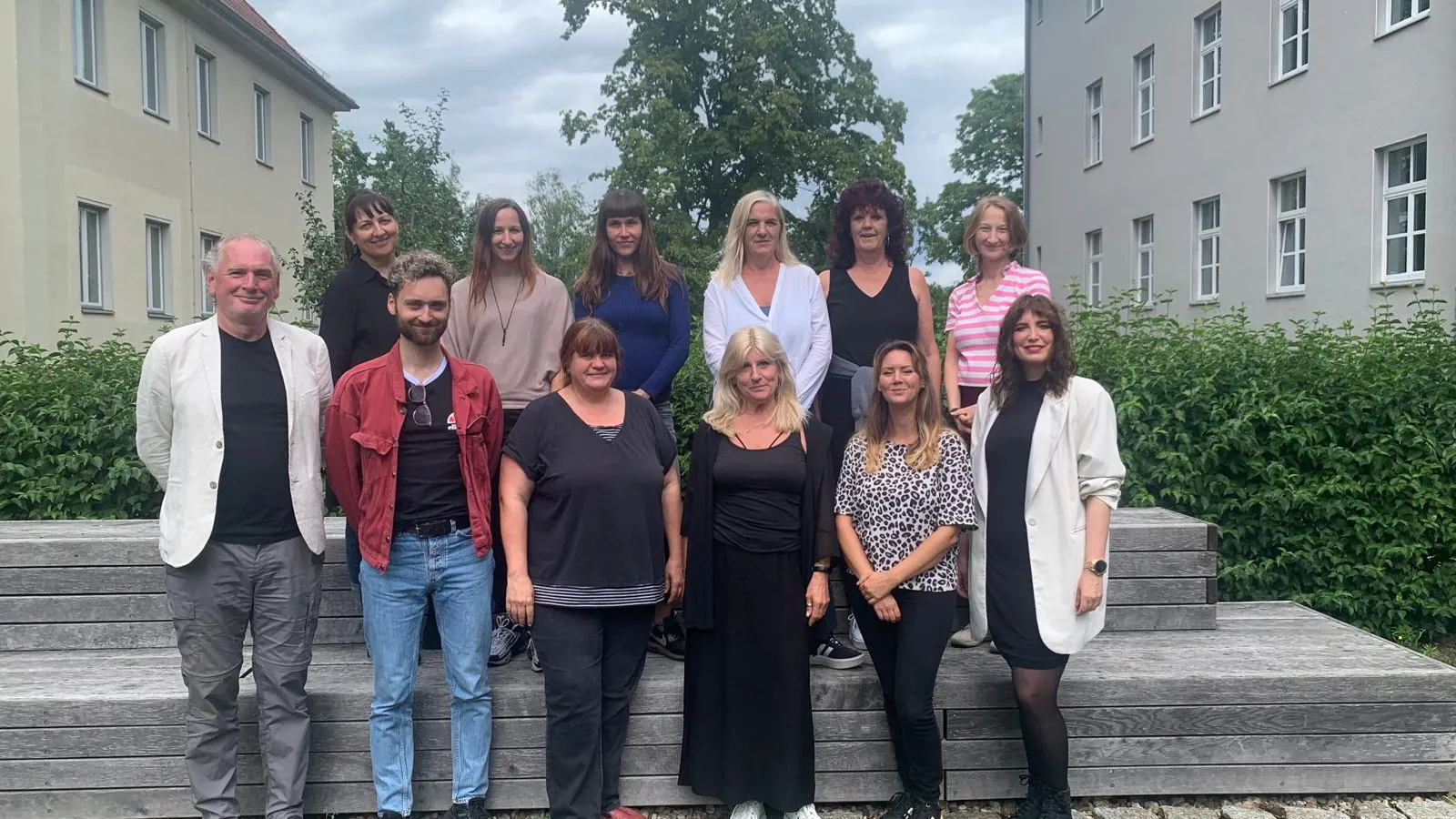 Gruppenfoto zum Abschluss der Weiterbildung Koordinator*in Familienrat