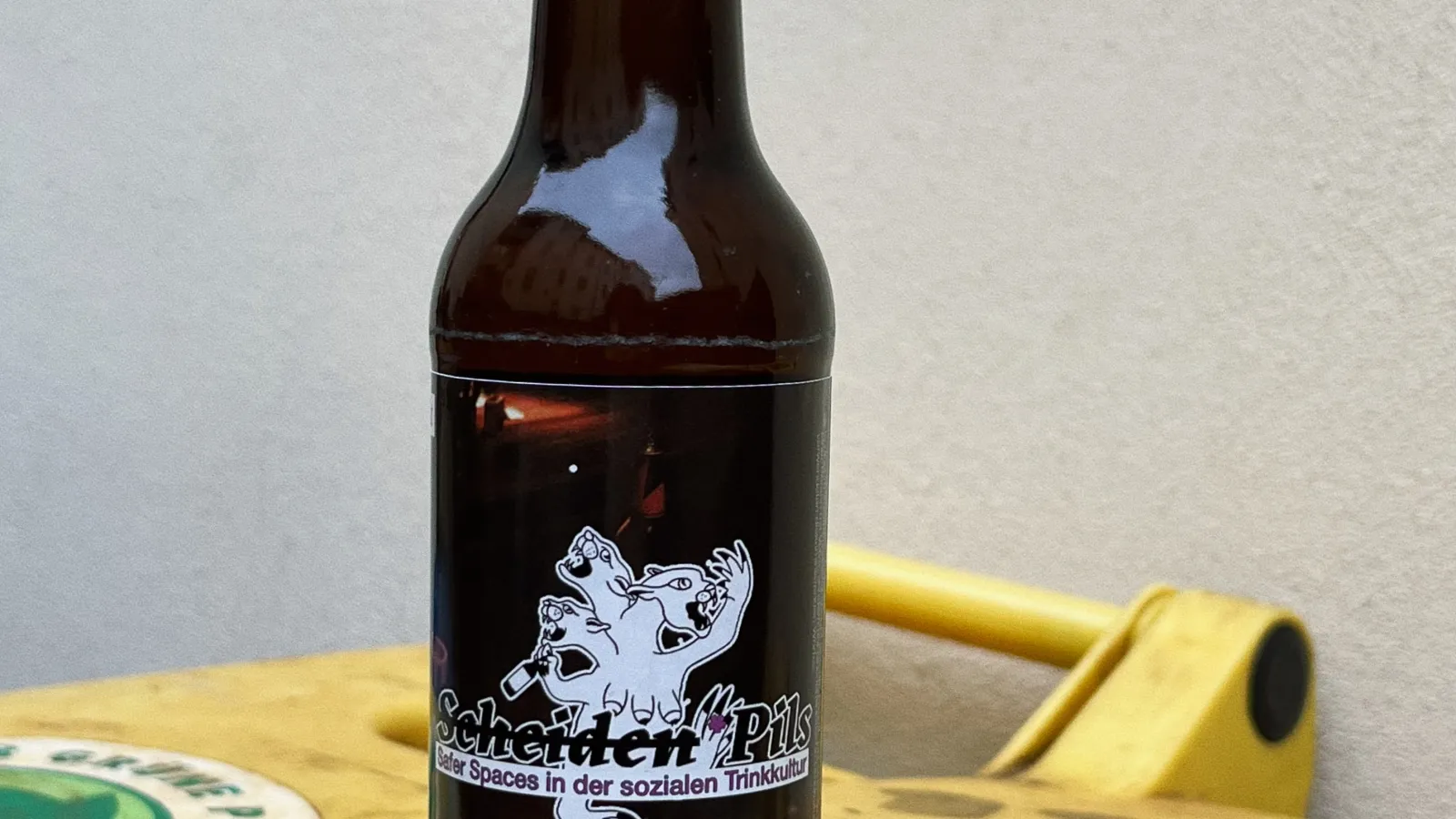 Das Bild zeigt eine Bierflasche.