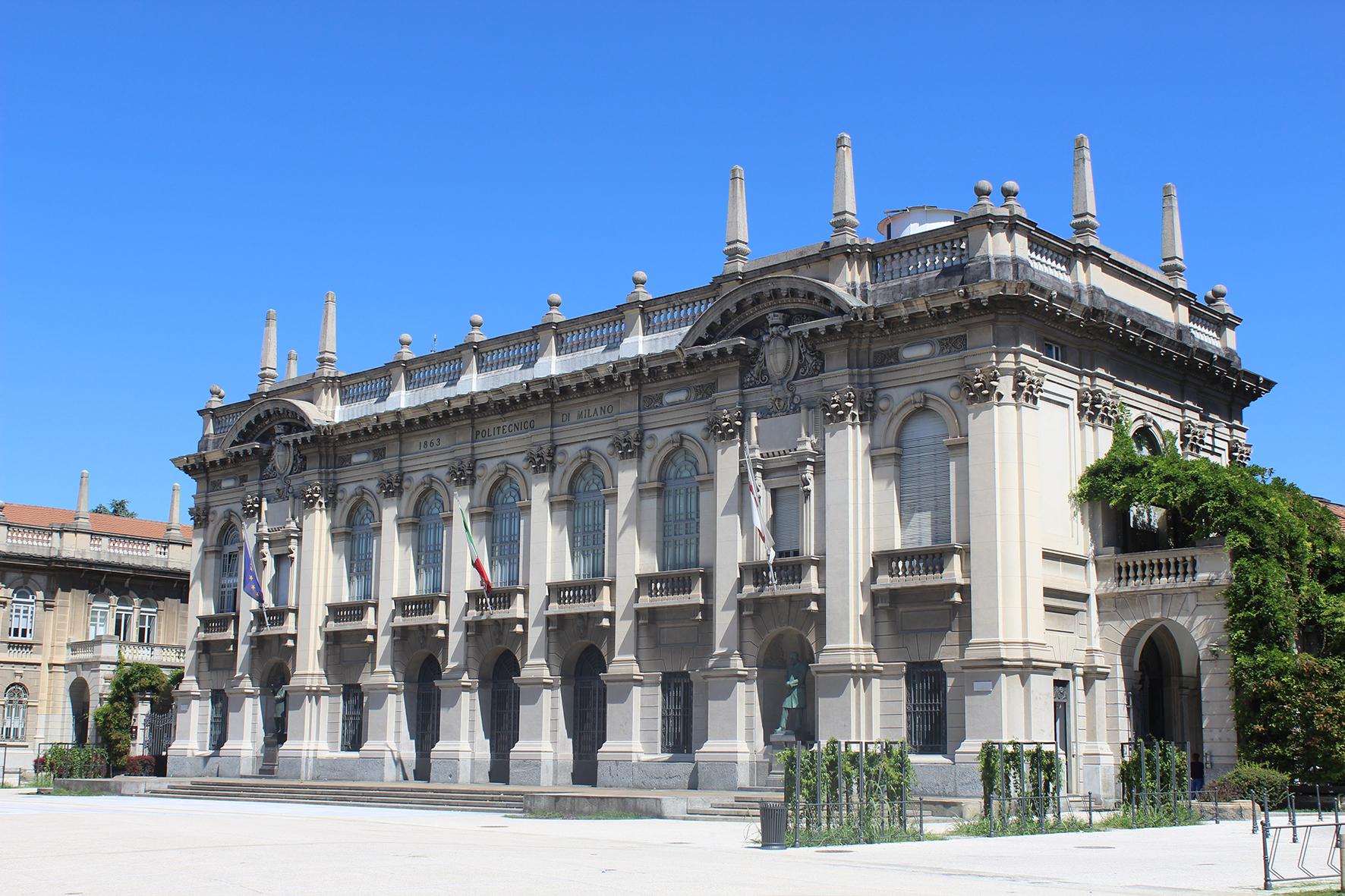 Bild des Hauptgebäudes vom Rektorat des Politecnico di Milano in Italien