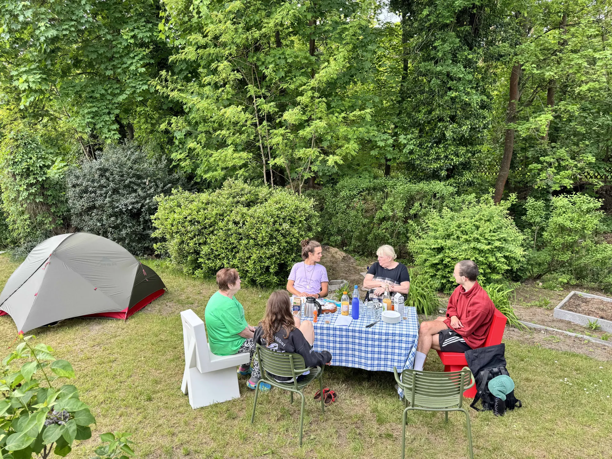 Qualitativ Interviews mit Laubenbesitzer*innen