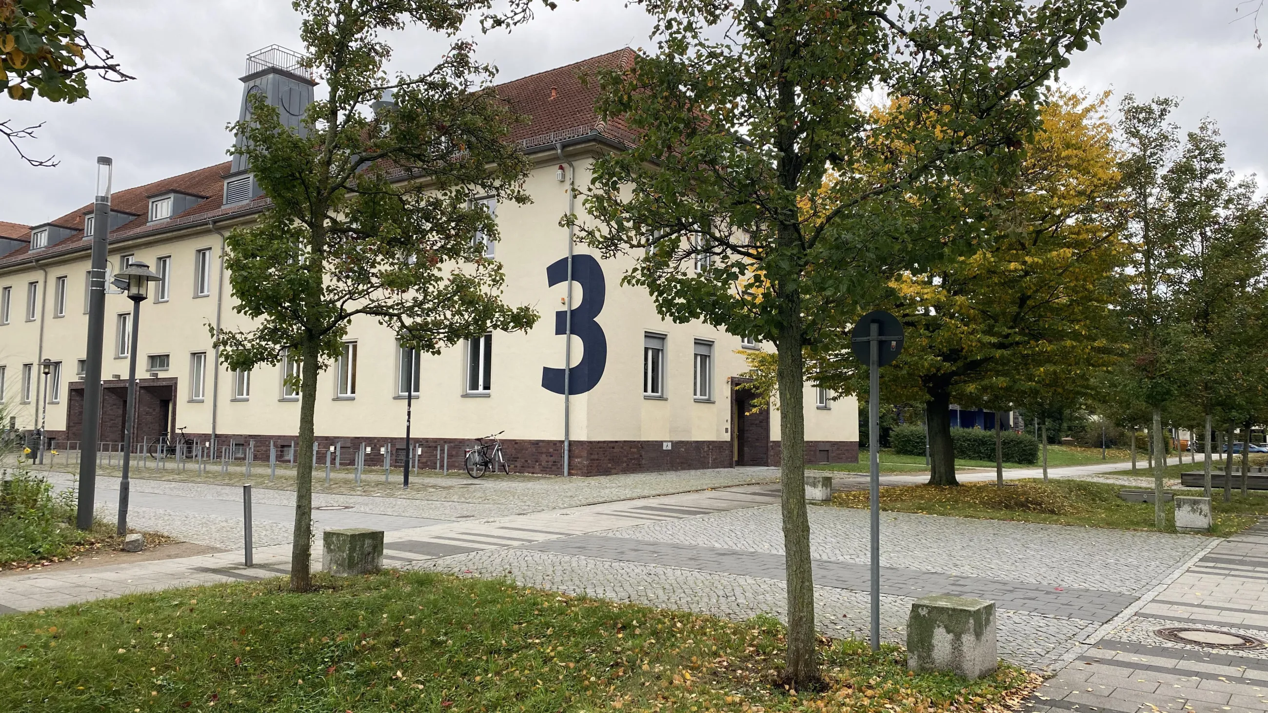Ansicht von Haus 3 auf dem Campus der FH Potsdam