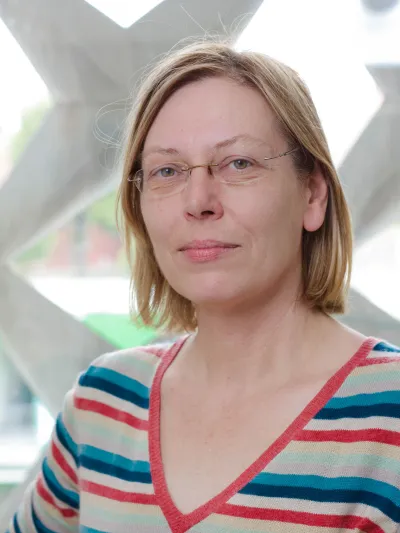 Corinna Stoll