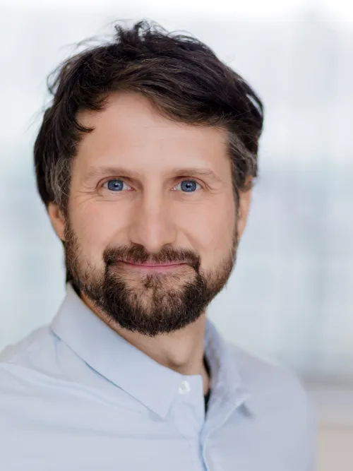 Benjamin Hübner