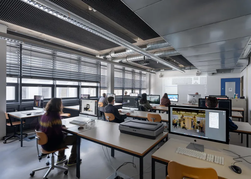 Studierende im ComputerLab 