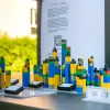 Foto, das die Ergebnisse des "Spiel mit Grenzen" in Form von Türmen aus Legosteinen zeigt